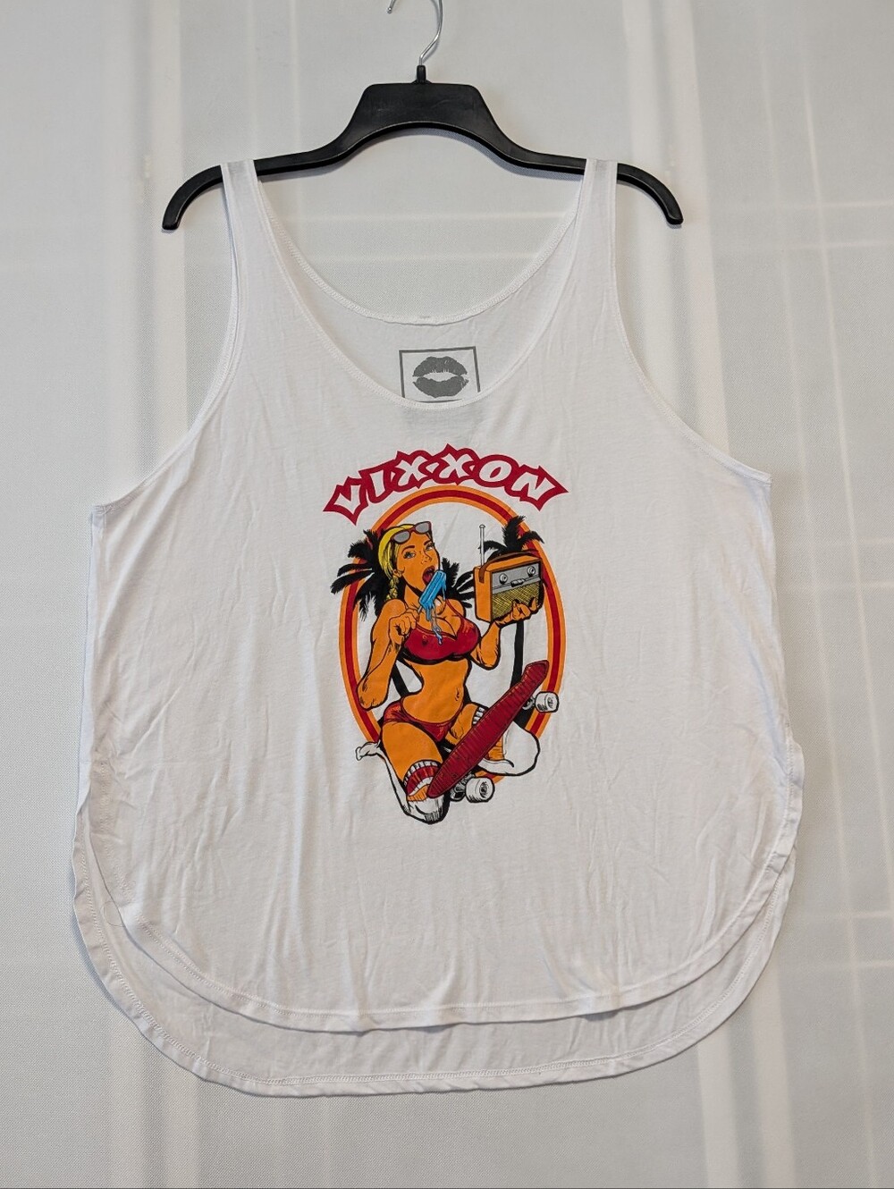 Vixxon graphic tank top featuring a retro pin-up girl holding a popsicle Size XL